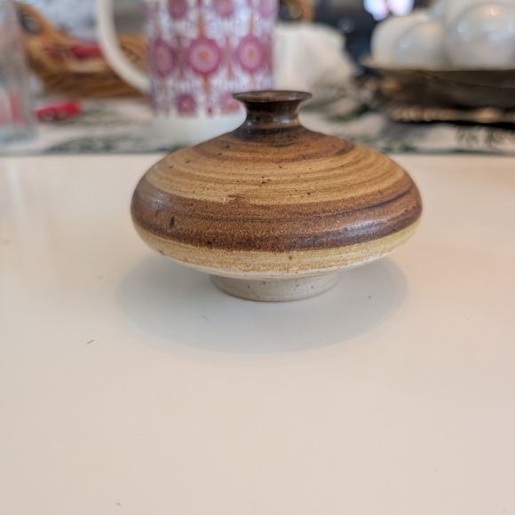 MCM Danish Vintage Brown and Tan Studio Pottery Ceramic Vase Artist Signed - Picture 16 of 16